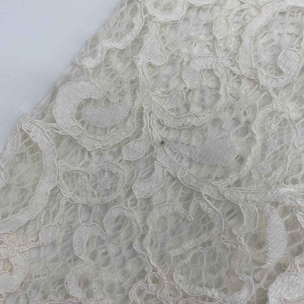 ALICE + OLIVIA Blake Lace Cotton Long Sleeve Top - Picture 8 of 11